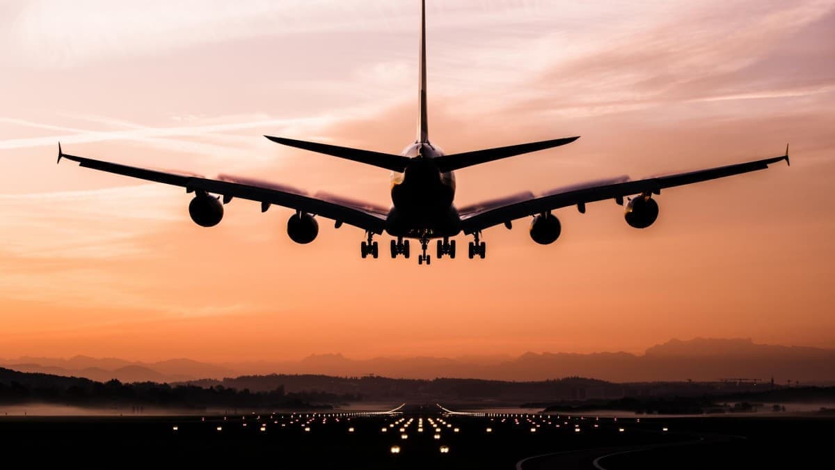 Airlines Respond to Fuel Price Surge with Emergency Measures