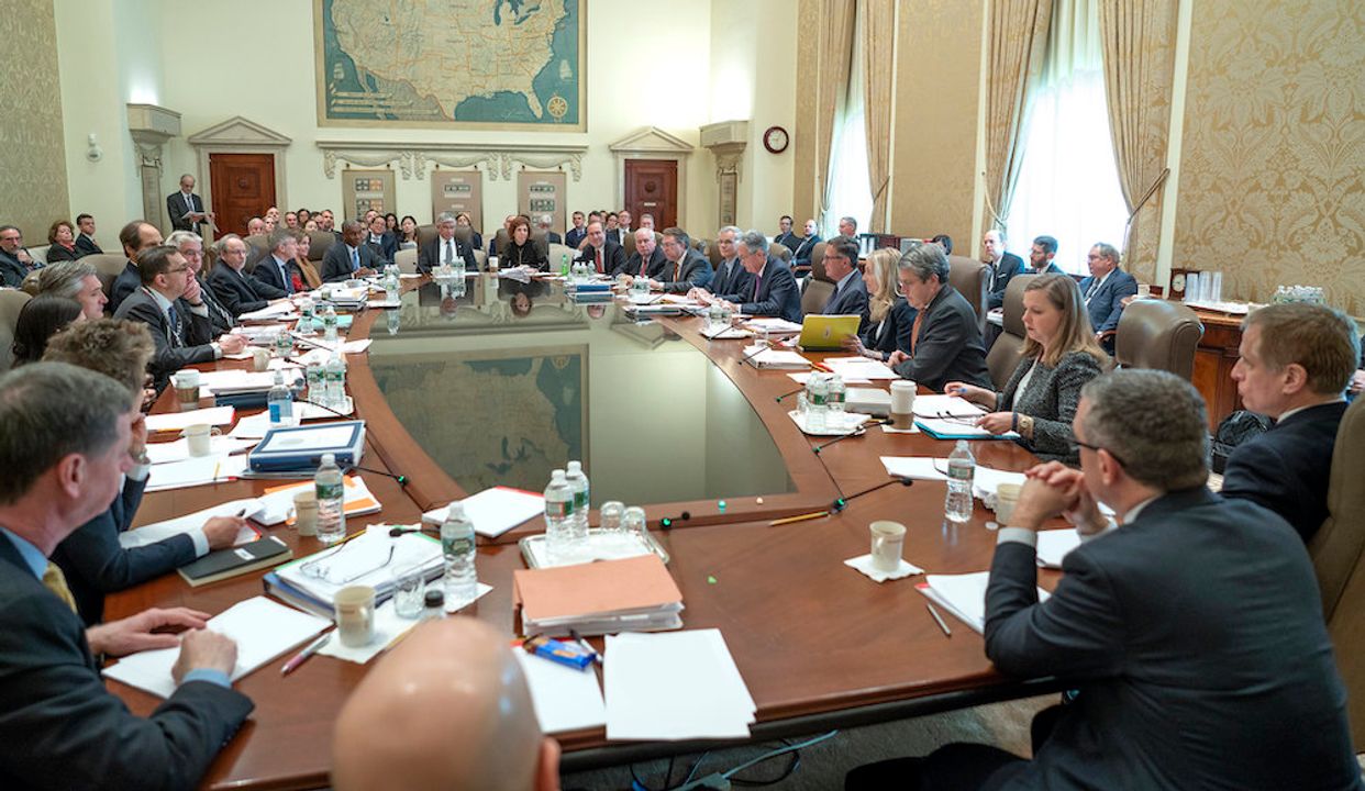 Federal Reserve Cautions on Market Impact from Middle East Tensions